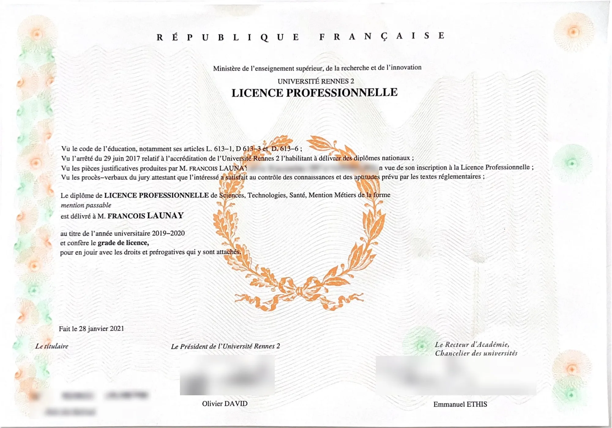 Document original : Licence professionnelle Métiers de la forme. Données personnelles masquées.